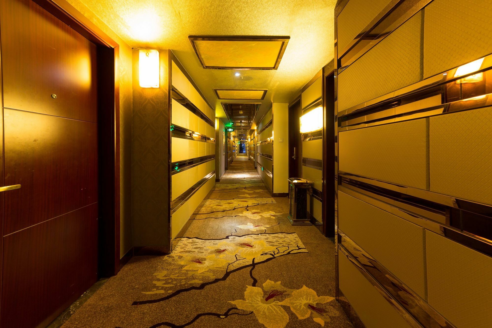 Rongle Business Hotel Yiwu  Extérieur photo